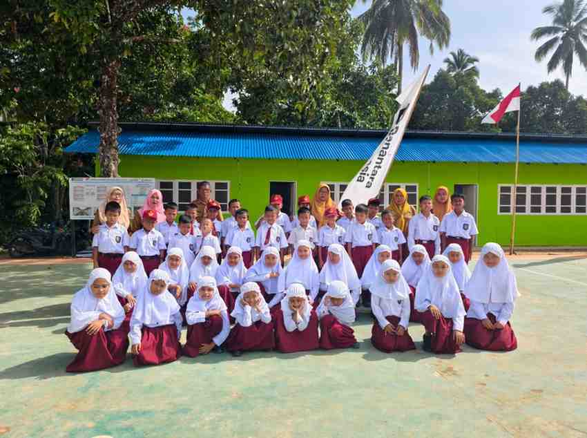 Kolaborasi MDMC dan Kemendikdasmen Wujudkan Sekolah Darurat di Tapsel Artikel ini telah tayang di suaramuhammadiyah.id dengan judul: Kolaborasi MDMC dan Kemendikdasmen Wujudkan Sekolah Darurat di Tapsel